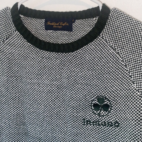 Traditional Craft Ltd. Heritage Vintage Ireland knit crewneck sweater - Picture 2 of 7